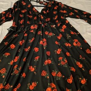 Long sleeved dress with roses